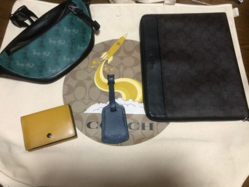 総額13万相当‼️ 早い者勝ち　coach福袋