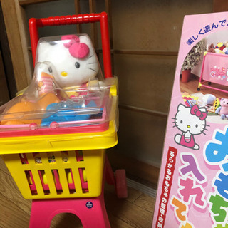 レトロおもちゃ　キティちゃんのおままごとセットの画像