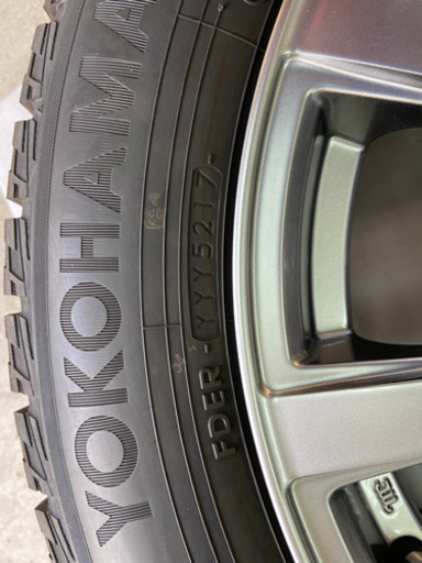 スタッドレス215／60r17 ヨコハマアイスガード4本セット