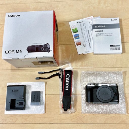 【美品送料込】Canon EOS M6ボディー(シルバー)＋オマケ付