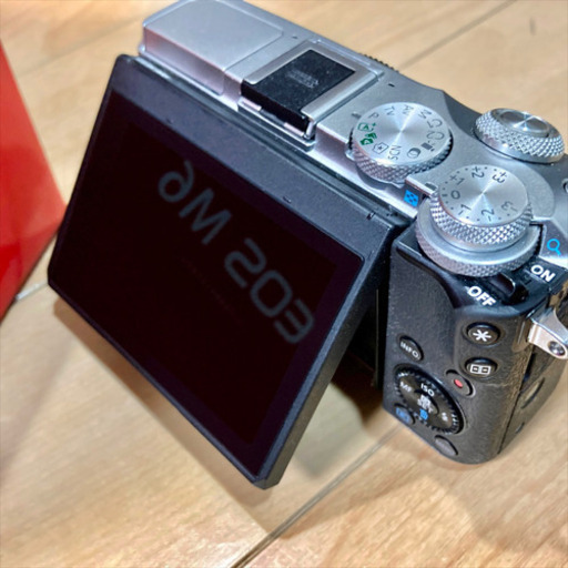 【美品送料込】Canon EOS M6ボディー(シルバー)＋オマケ付