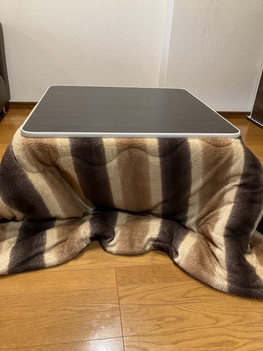 掛け布団付きコタツ
