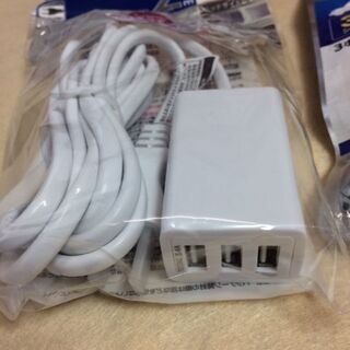車用USB電源と100ＶからUSB電源をセットでの画像