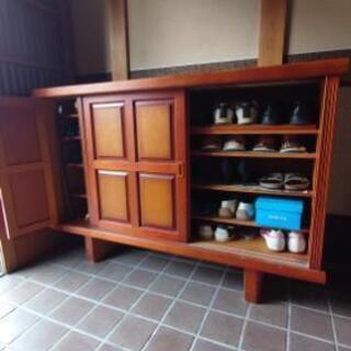 値下げしました。下駄箱の画像