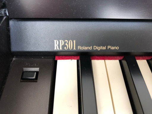 取引中　Roland 電子ピアノ RP301 2012年購入 美品