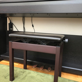 取引中　Roland 電子ピアノ RP301 2012年購入 美品の画像