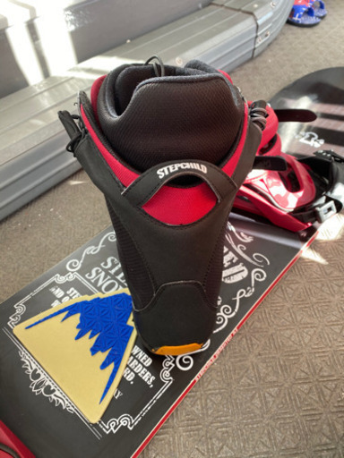 ステップチャイルド STEPCHILD スノーボード 板 メンズ スノボー 3点セット　ビンディング　ブーツ