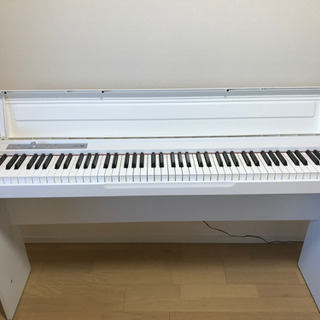 KORG 電子ピアノ　LP180 白（イス付き）