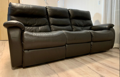 ニトリ電動リクライニングソファ3人掛け　20000円