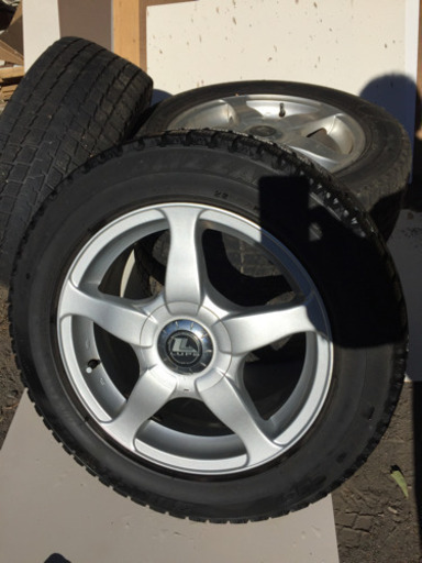 ５穴、４穴 スタッドレスタイヤ  16インチ