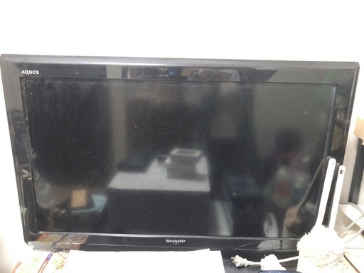 シャープアクオス32型