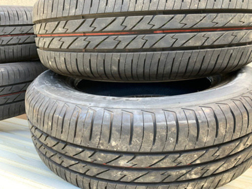 195/65R15 サマータイヤのみ　数十キロしか使っていません