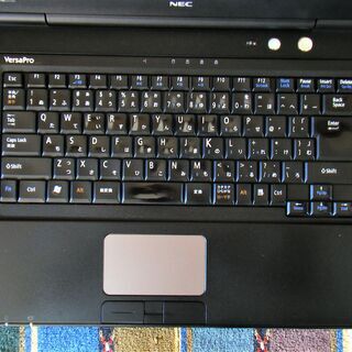 🔴格安品/15.6型液晶♪/点検整備清掃済み😊/Microsoft Office📒✎/ デュアルコアCPU/HDD250GB/メモリ3GB♪/DVD📀/HDMI📺/すぐ繋がるWi-Fi📶/すぐに使えるWindows10♪/マウスとマウスパッド(おまけ)/NEC VersaPro No.10102の画像