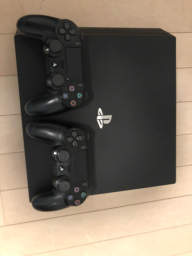 1月2日限定　SONY PlayStation4 Pro 本体 CUH-7100BB01
