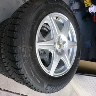 スタッドレスタイヤ225/65R17