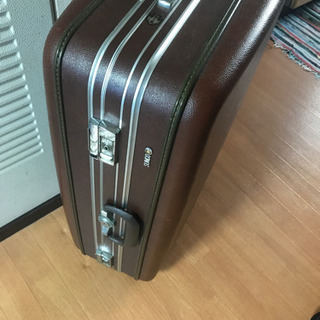 中古スーツケースの画像