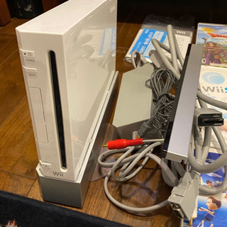 wii ウィー  ニンテンドー ゲーム機  の画像