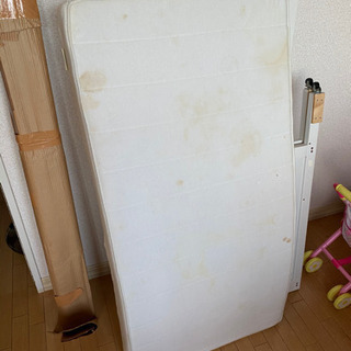 IKEA ベビーベッドの画像