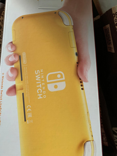 Switch ライト イエロー 新品未使用 お得