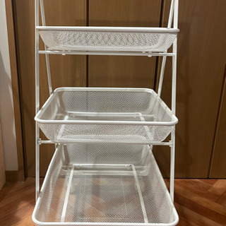 【ほぼ未使用】IKEA ワゴン　RISATORP リーサトルプの画像