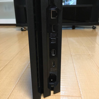 （募集中）PS4 pro 1TB コードとコントローラー2つ付きの画像