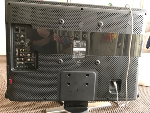 SHARP AQUOS 32型テレビ