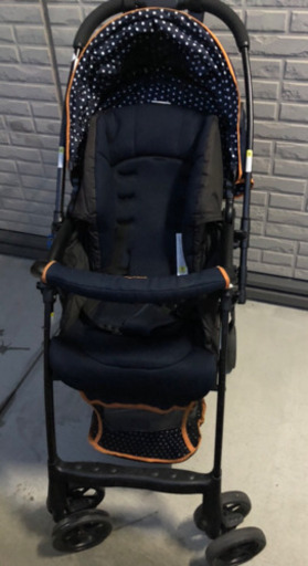 アップリカ　ベビーカー　中古品　お値引きしました！