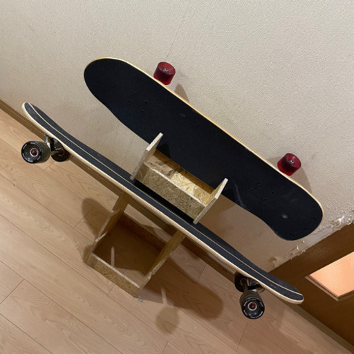 ストア スケボー2本と専用台 onceさん専用スケートボード スタンド