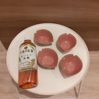 桜の花びらの小さな器セット　350円の画像