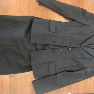 リクルートスーツ