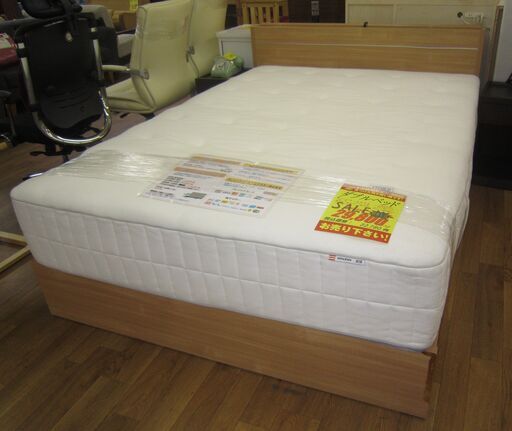 R082 ダブルベッド 28cm IKEA マットレスセット、引き出し付 美品