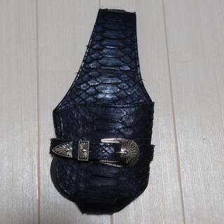 【169】ワニ皮製　財布ホルダー(ALZUNI)
