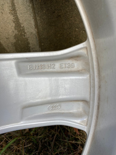 a6純正ホイールタイヤ