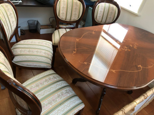 4人掛けダイニングテーブル