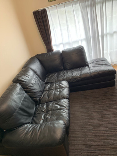 大型本革ソファー