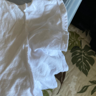 UNIQLO ユニクロ お袖フリルの画像
