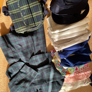 越谷附属幼稚園の制服、スモック、バック、体操着