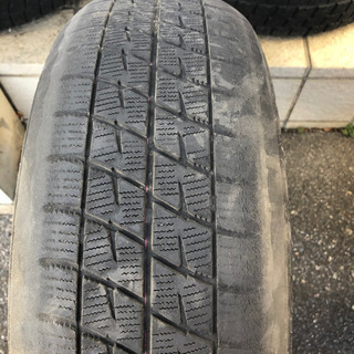 スタッドレスタイヤ4本　ホイール付き　175/60/16の画像