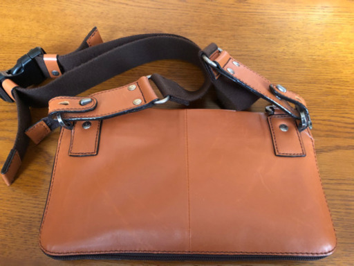 郵送可　有名ブランド！L.E.D.BITES エルイーデイーバイツの3WAYバッグ