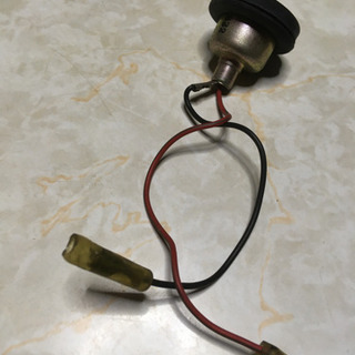 イスズ117クーペ用トランクルーム灯【中古品】の画像