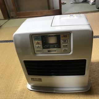 2018年製美品！コロナ石油ファンヒーター