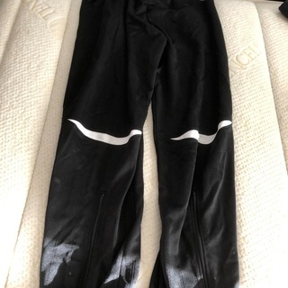 新品　アシックス　トレーナーS パンツSの画像