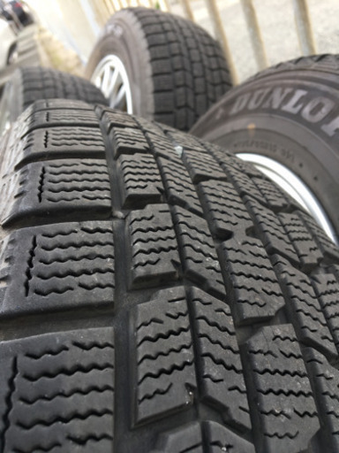 トヨタ　ノア　スタッドレス
