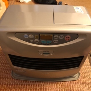 石油ファンヒーター　ストーブ　新品未使用の画像