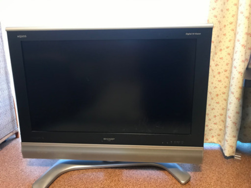 AQUOS SHARP 32型