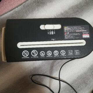 シュレッダー　美品　アイリスオーヤマの画像