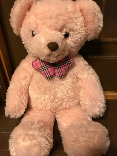 大きめのクマのぬいぐるみ