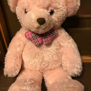 大きめのクマのぬいぐるみ