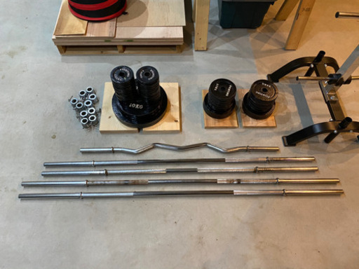 ファイティングロード製　トレーニング器具