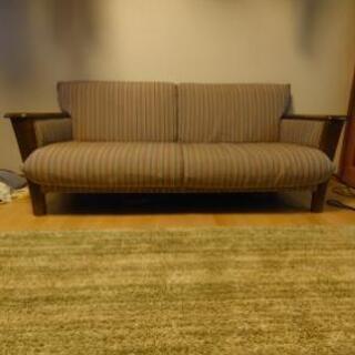 カリモク ソファーの画像